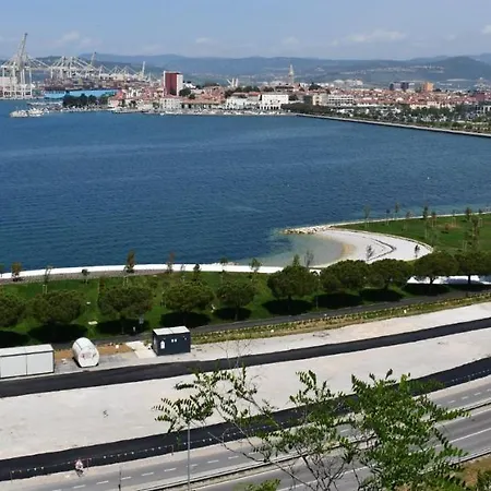 Апартаменты Apartmaji Lana 21 *