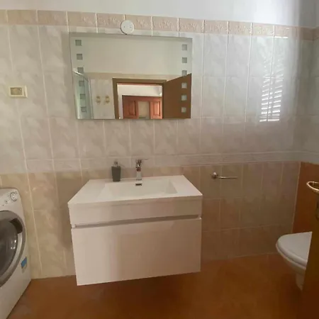 Apartmaji Lana 21 Koper