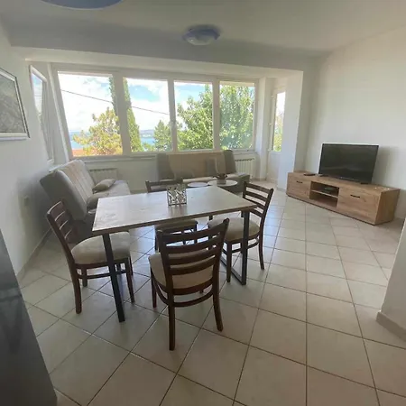 Apartmaji Lana 21 Daire *