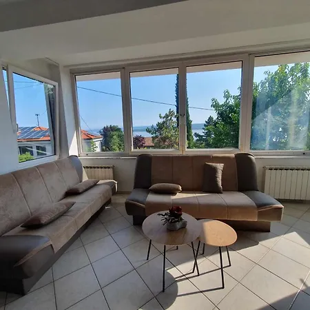 Апартаменты Apartmaji Lana 21 Копер