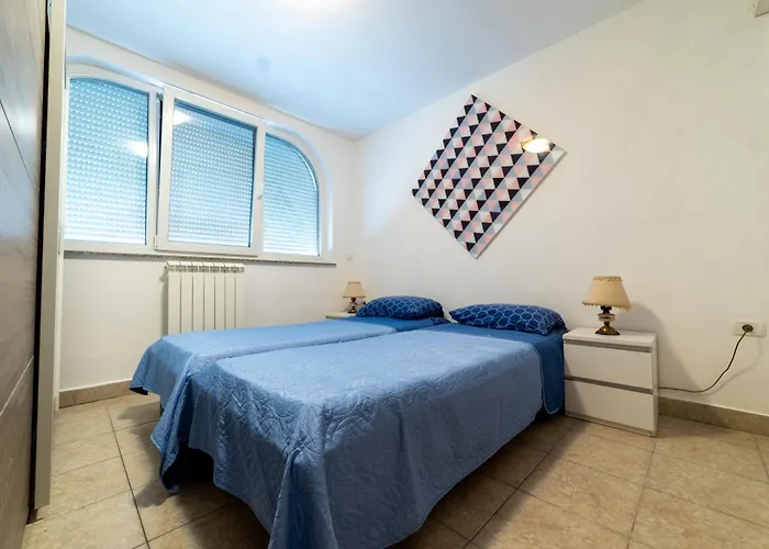 Apartmaji Lana 21 * 科佩尔