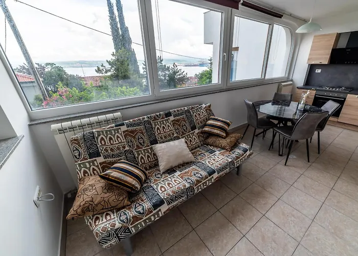 公寓 Apartmaji Lana 21 *