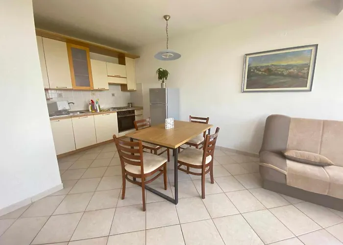 Apartmaji Lana 21 科佩尔